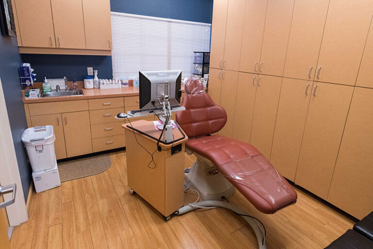 Private orthodontic treatment room with modern dental chair at SS Orthodontics in Glendale, AZ